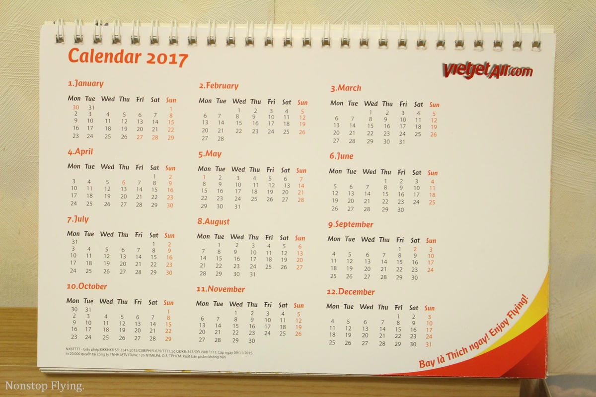 [開箱] 越捷航空 2016年月曆 – 乘客瘋搶、史上最火辣，看了讓人鼻血直流的航空公司月曆!