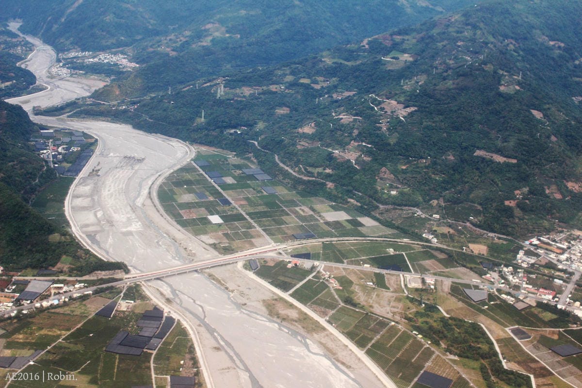 【華信航空2016~幸福曙光專機】飛行記錄 – 領先地面迎最美日出,空中看見台灣! - 第61張圖 【華信航空2016~幸福曙光專機】飛行記錄 – 領先地面迎最美日出,空中看見台灣!