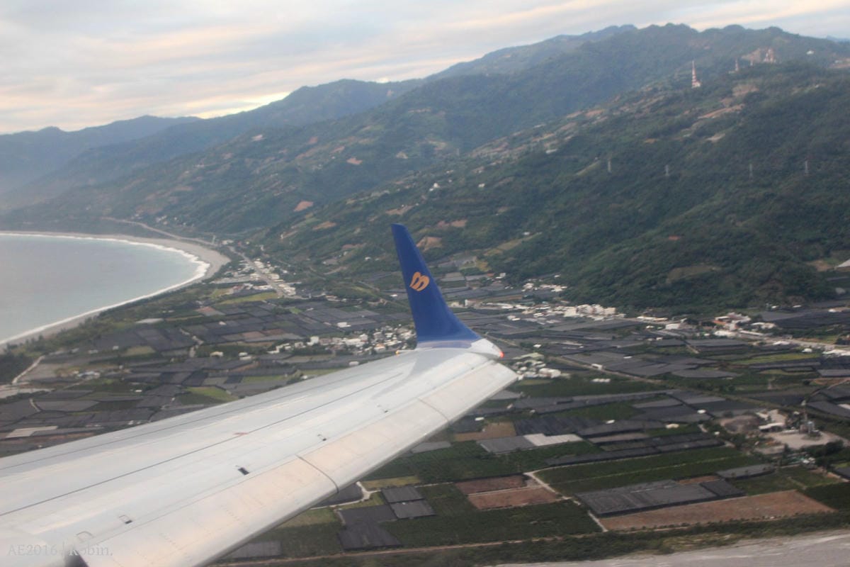 【華信航空2016~幸福曙光專機】飛行記錄 – 領先地面迎最美日出，空中看見台灣!