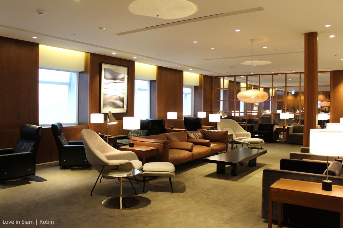 國泰航空台北貴賓室初體驗,桃園機場最大單一貴賓室,牛肉麵、珍奶、港點,多樣現做餐點飲料與放鬆空間! - 第50張圖 國泰航空台北貴賓室初體驗,桃園機場最大單一貴賓室,牛肉麵、珍奶、港點,多樣現做餐點飲料與放鬆空間!