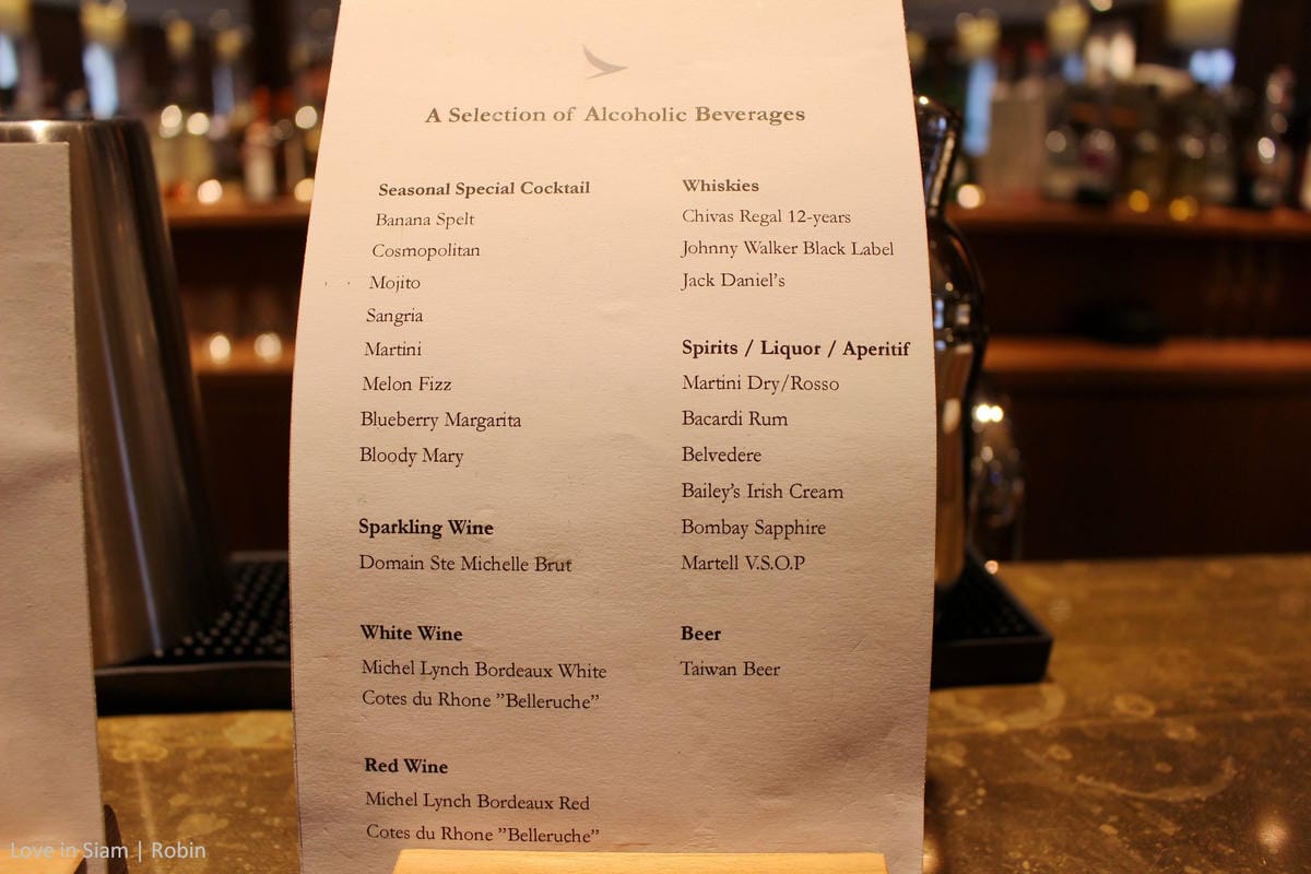 國泰航空台北貴賓室初體驗,桃園機場最大單一貴賓室,牛肉麵、珍奶、港點,多樣現做餐點飲料與放鬆空間! - 第58張圖 國泰航空台北貴賓室初體驗,桃園機場最大單一貴賓室,牛肉麵、珍奶、港點,多樣現做餐點飲料與放鬆空間!