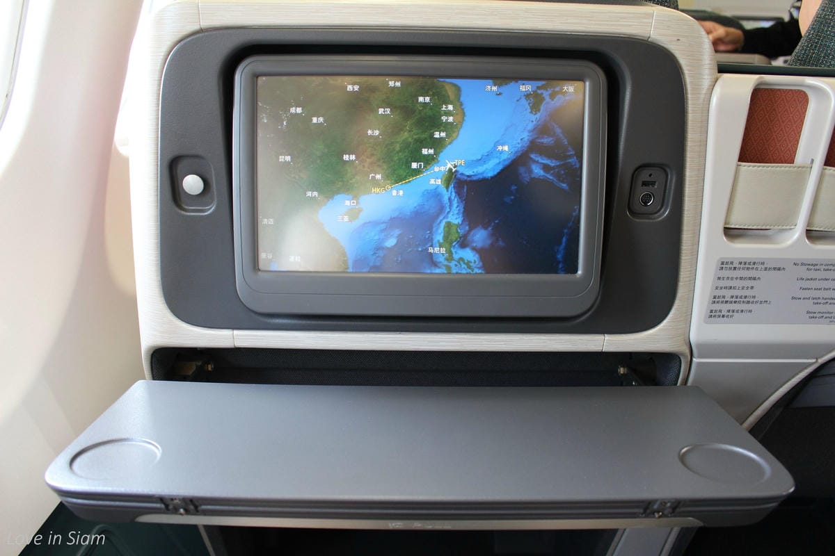 2016.05.27 國泰航空 CX407 台北-香港 商務艙飛行記錄-A330新地區性商務艙、完整服務、餐點介紹 - 第19張圖 2016.05.27 國泰航空 CX407 台北-香港 商務艙飛行記錄-A330新地區性商務艙、完整服務、餐點介紹