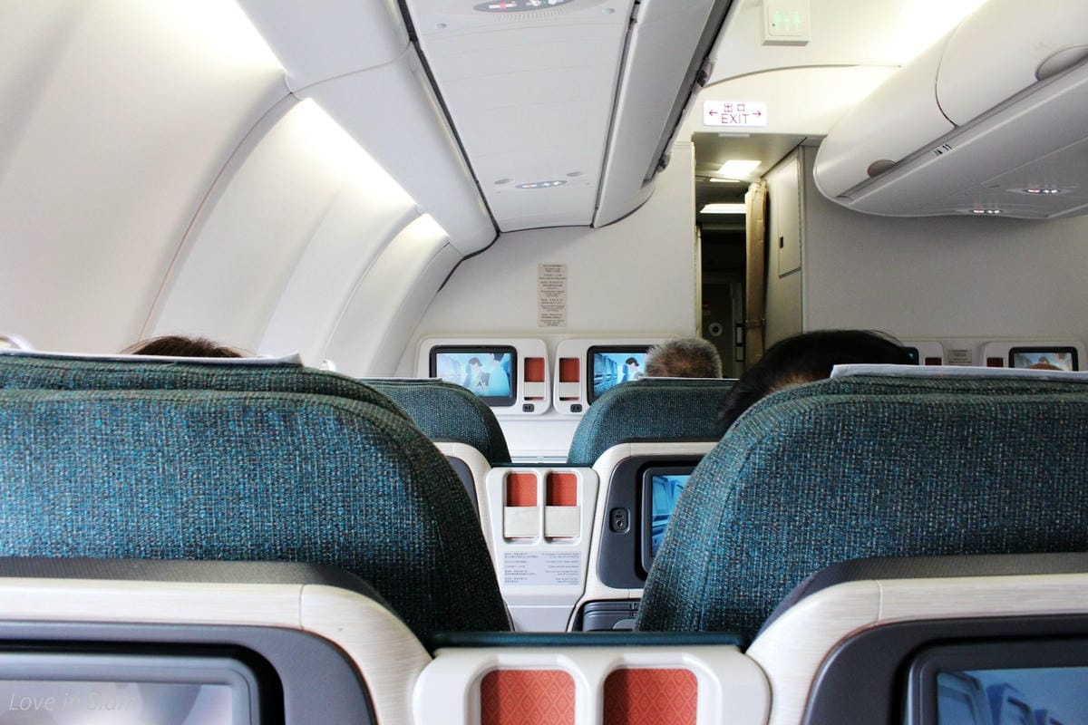 2016.05.27 國泰航空 CX407 台北-香港 商務艙飛行記錄-A330新地區性商務艙、完整服務、餐點介紹 - 第39張圖 2016.05.27 國泰航空 CX407 台北-香港 商務艙飛行記錄-A330新地區性商務艙、完整服務、餐點介紹