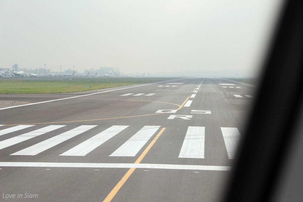 2016.05.27 國泰航空 CX407 台北-香港 商務艙飛行記錄-A330新地區性商務艙、完整服務、餐點介紹 - 第43張圖 2016.05.27 國泰航空 CX407 台北-香港 商務艙飛行記錄-A330新地區性商務艙、完整服務、餐點介紹