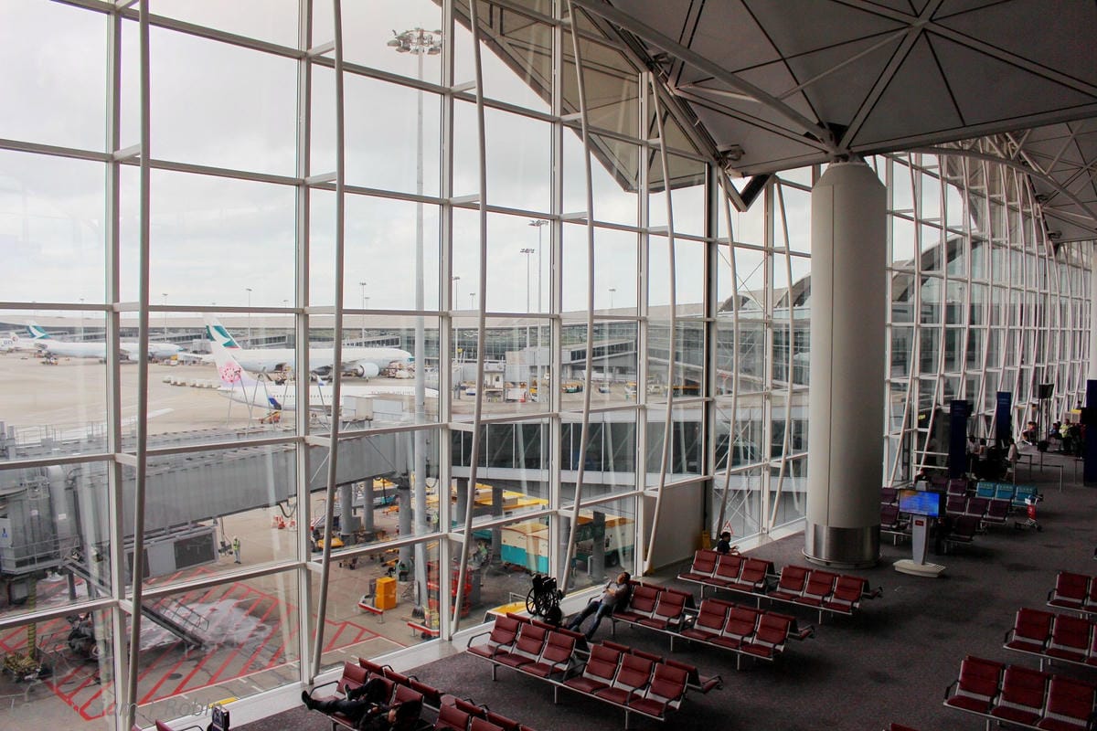 國泰航空 香港 寰宇堂頭等貴賓室-不只淋浴還能泡澡的超豪華頭等體驗,美食、名酒徹底放鬆,完整介紹! - 第20張圖 國泰航空 香港 寰宇堂頭等貴賓室-不只淋浴還能泡澡的超豪華頭等體驗,美食、名酒徹底放鬆,完整介紹!