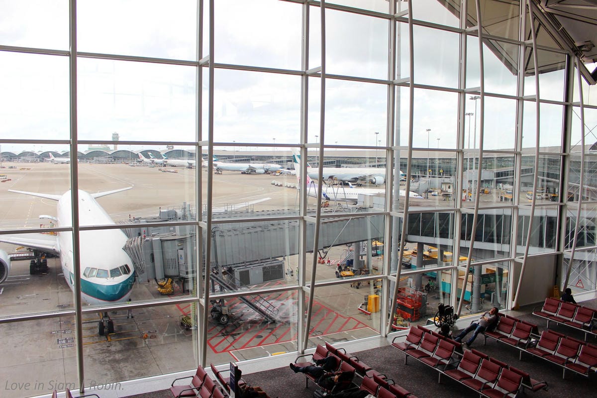 國泰航空 香港 寰宇堂頭等貴賓室-不只淋浴還能泡澡的超豪華頭等體驗,美食、名酒徹底放鬆,完整介紹! - 第21張圖 國泰航空 香港 寰宇堂頭等貴賓室-不只淋浴還能泡澡的超豪華頭等體驗,美食、名酒徹底放鬆,完整介紹!