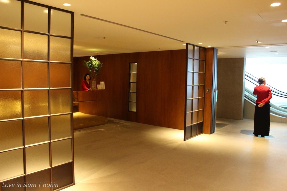 國泰航空 香港 玉衡堂頭等貴賓室-中西美食、足部按摩,五感豪華體驗國泰最新、最高等級旗艦貴賓室! - 第4張圖 國泰航空 香港 玉衡堂頭等貴賓室-中西美食、足部按摩,五感豪華體驗國泰最新、最高等級旗艦貴賓室!