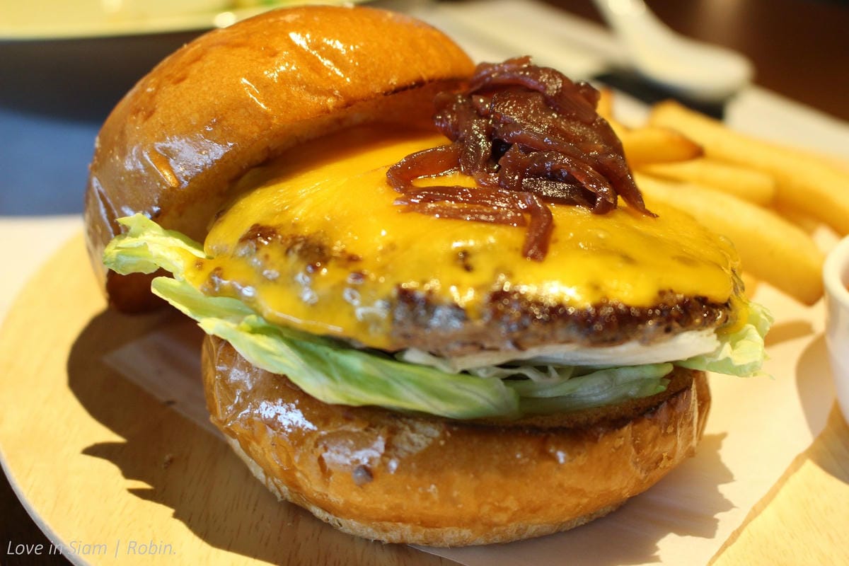 國泰航空 香港 玉衡堂頭等貴賓室-中西美食、足部按摩,五感豪華體驗國泰最新、最高等級旗艦貴賓室! - 第17張圖 國泰航空 香港 玉衡堂頭等貴賓室-中西美食、足部按摩,五感豪華體驗國泰最新、最高等級旗艦貴賓室!