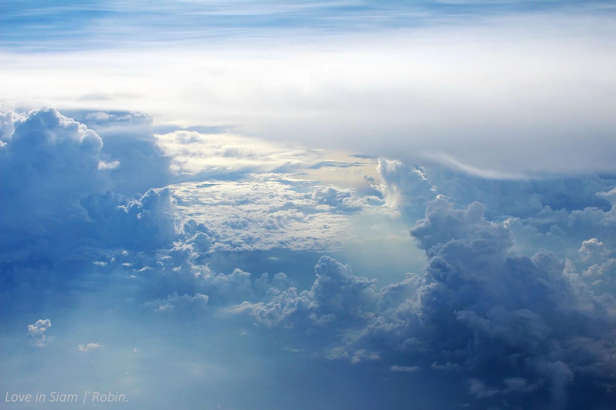 2016.05.27 國泰航空 CX701 香港-曼谷 77W頭等艙飛行記錄-詳盡服務、餐點介紹,帶你吃飽喝足躺著飛! - 第59張圖 2016.05.27 國泰航空 CX701 香港-曼谷 77W頭等艙飛行記錄-詳盡服務、餐點介紹,帶你吃飽喝足躺著飛!