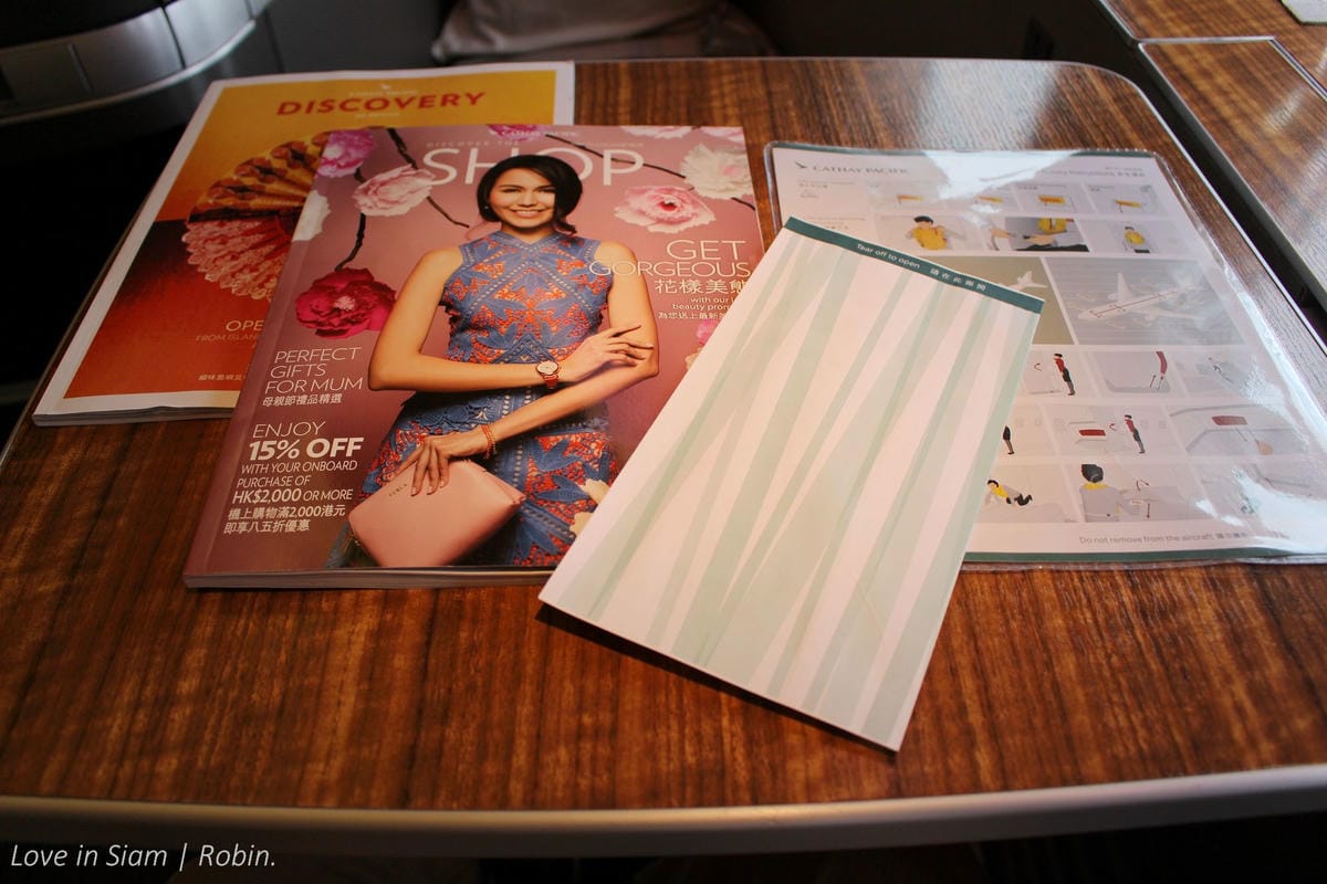 2016.05.27 國泰航空 CX701 香港-曼谷 77W頭等艙飛行記錄-詳盡服務、餐點介紹,帶你吃飽喝足躺著飛! - 第30張圖 2016.05.27 國泰航空 CX701 香港-曼谷 77W頭等艙飛行記錄-詳盡服務、餐點介紹,帶你吃飽喝足躺著飛!