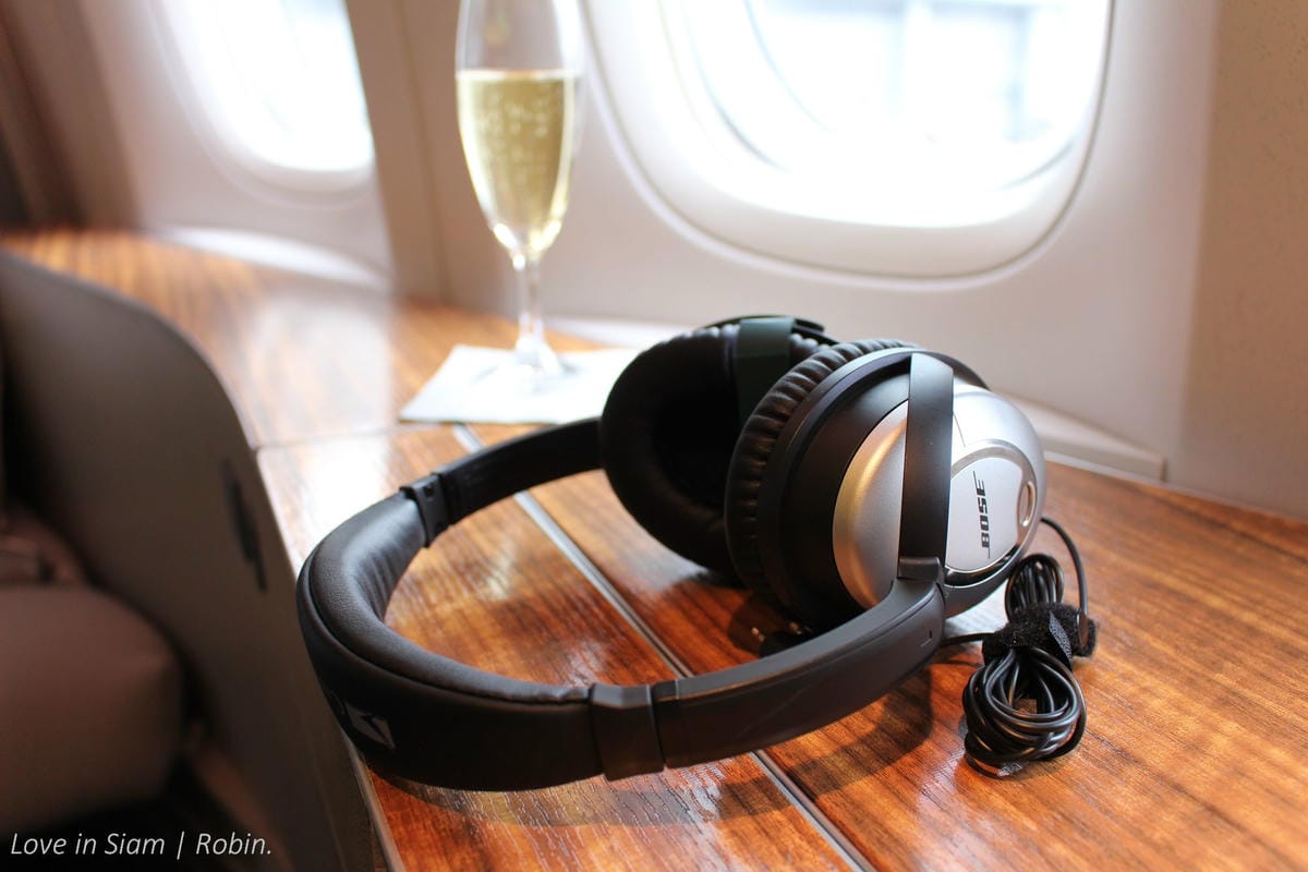2016.05.27 國泰航空 CX701 香港-曼谷 77W頭等艙飛行記錄-詳盡服務、餐點介紹,帶你吃飽喝足躺著飛! - 第19張圖 2016.05.27 國泰航空 CX701 香港-曼谷 77W頭等艙飛行記錄-詳盡服務、餐點介紹,帶你吃飽喝足躺著飛!