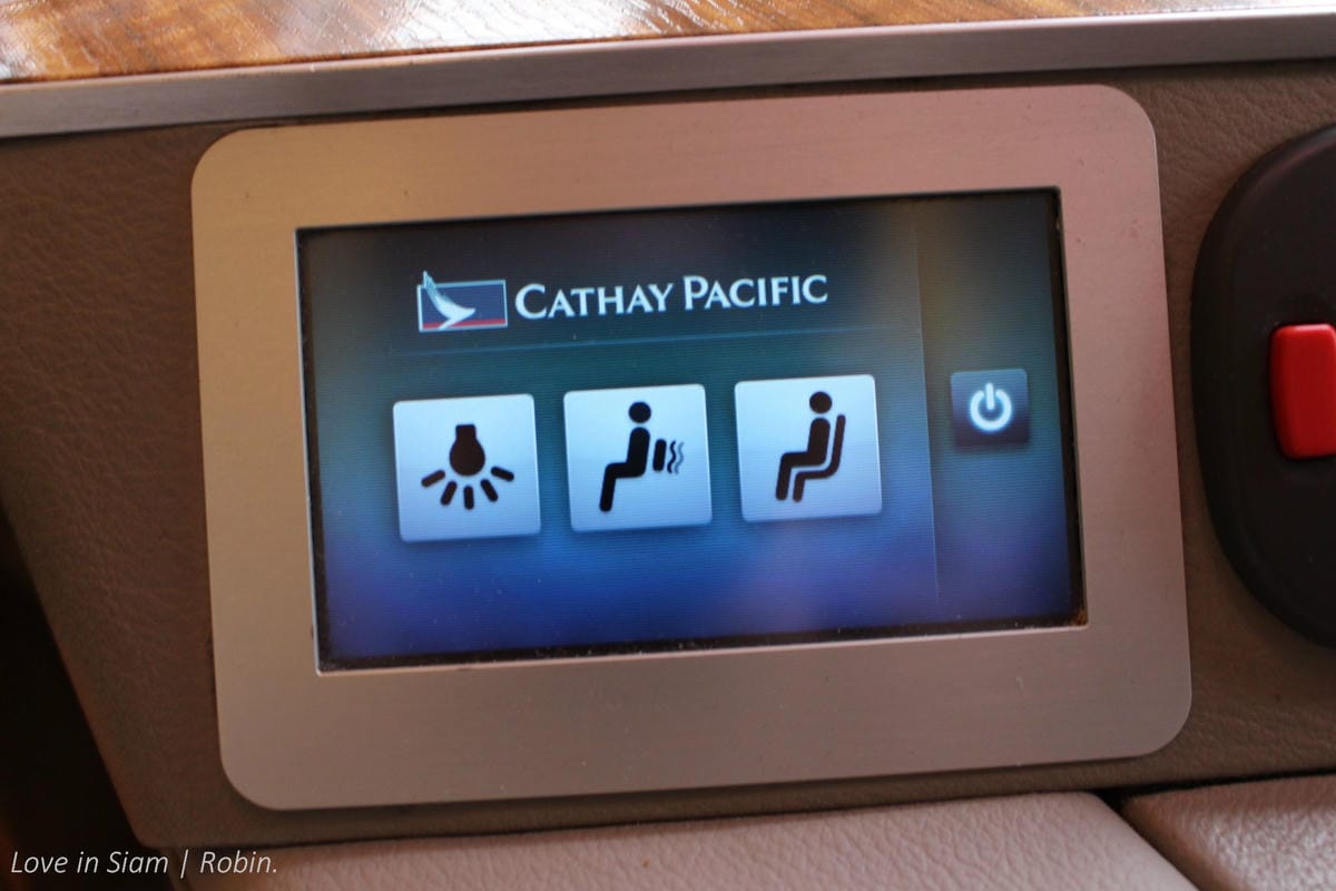 2016.05.27 國泰航空 CX701 香港-曼谷 77W頭等艙飛行記錄-詳盡服務、餐點介紹,帶你吃飽喝足躺著飛! - 第26張圖 2016.05.27 國泰航空 CX701 香港-曼谷 77W頭等艙飛行記錄-詳盡服務、餐點介紹,帶你吃飽喝足躺著飛!