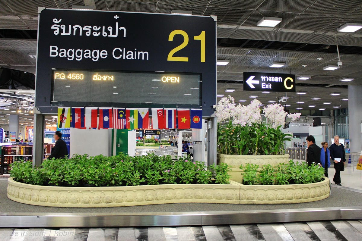 2016.05.27 國泰航空 CX701 香港-曼谷 77W頭等艙飛行記錄-詳盡服務、餐點介紹,帶你吃飽喝足躺著飛! - 第79張圖 2016.05.27 國泰航空 CX701 香港-曼谷 77W頭等艙飛行記錄-詳盡服務、餐點介紹,帶你吃飽喝足躺著飛!