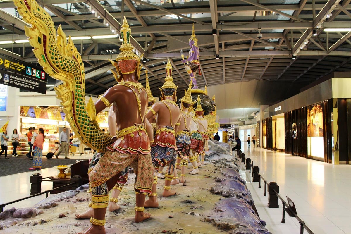 國泰航空曼谷貴賓室 -2015年全新開幕,現做麵點、特調飲料、沙發椅遠眺跑道,如家般舒適。 - 第21張圖 國泰航空曼谷貴賓室 -2015年全新開幕,現做麵點、特調飲料、沙發椅遠眺跑道,如家般舒適。