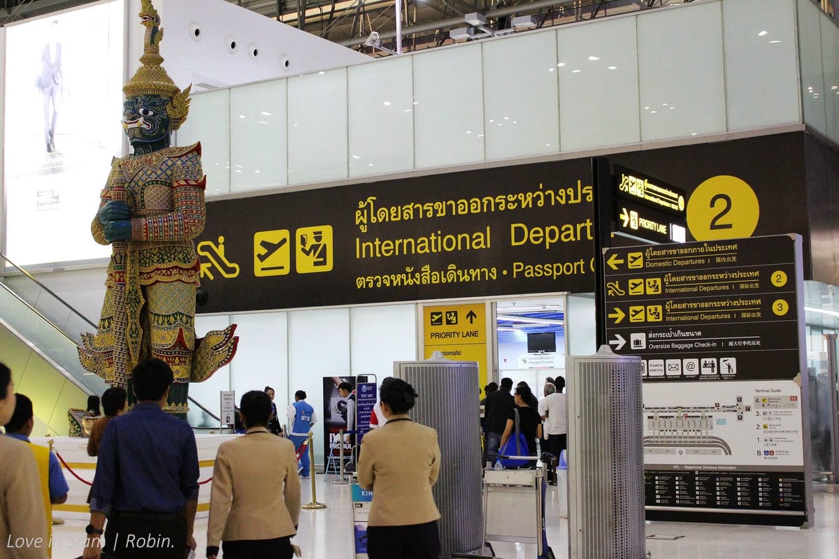 國泰航空曼谷貴賓室 -2015年全新開幕,現做麵點、特調飲料、沙發椅遠眺跑道,如家般舒適。 - 第19張圖 國泰航空曼谷貴賓室 -2015年全新開幕,現做麵點、特調飲料、沙發椅遠眺跑道,如家般舒適。