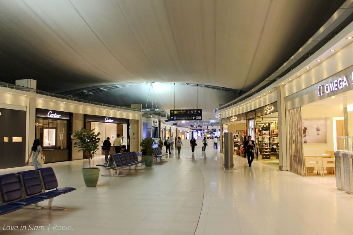 國泰航空曼谷貴賓室 -2015年全新開幕,現做麵點、特調飲料、沙發椅遠眺跑道,如家般舒適。 - 第23張圖 國泰航空曼谷貴賓室 -2015年全新開幕,現做麵點、特調飲料、沙發椅遠眺跑道,如家般舒適。