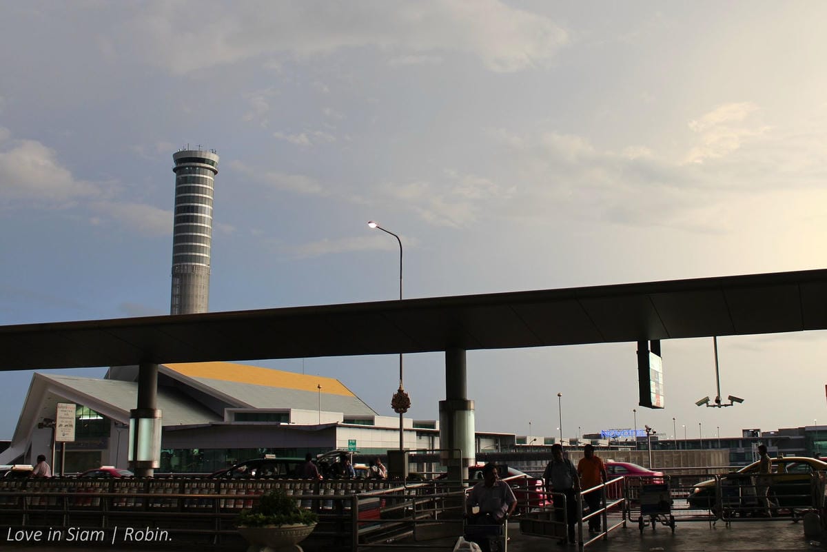 國泰航空曼谷貴賓室 -2015年全新開幕,現做麵點、特調飲料、沙發椅遠眺跑道,如家般舒適。 - 第3張圖 國泰航空曼谷貴賓室 -2015年全新開幕,現做麵點、特調飲料、沙發椅遠眺跑道,如家般舒適。