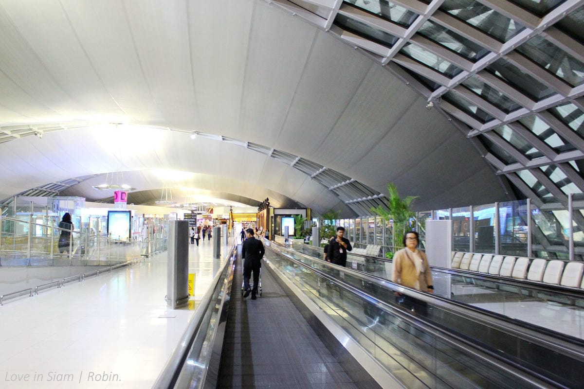 國泰航空曼谷貴賓室 -2015年全新開幕,現做麵點、特調飲料、沙發椅遠眺跑道,如家般舒適。 - 第24張圖 國泰航空曼谷貴賓室 -2015年全新開幕,現做麵點、特調飲料、沙發椅遠眺跑道,如家般舒適。