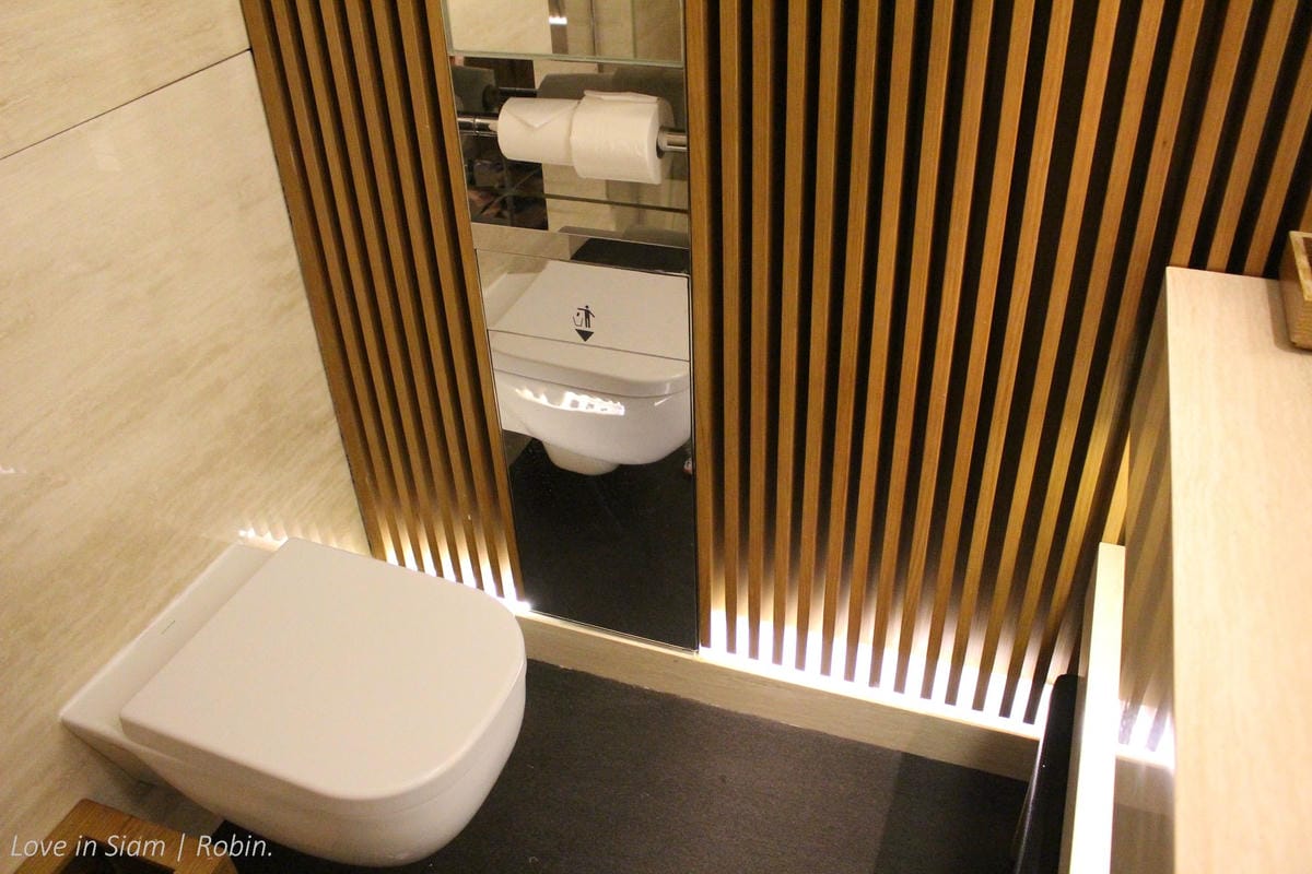 國泰航空 香港 逸連堂/寰宇堂貴賓室 – 滿足餐飲、盥洗、休憩等差旅需求(附位置及使用資格資訊) - 第11張圖 國泰航空 香港 逸連堂/寰宇堂貴賓室 – 滿足餐飲、盥洗、休憩等差旅需求(附位置及使用資格資訊)