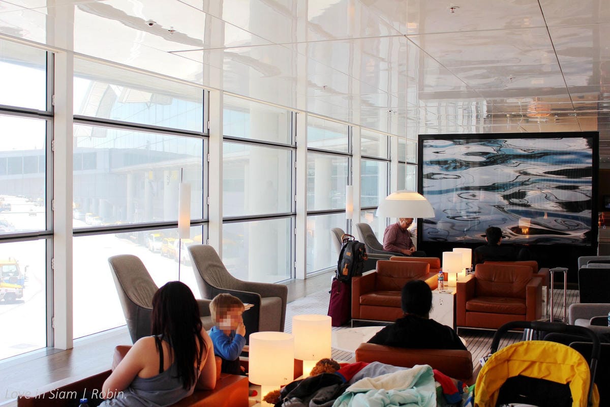 國泰航空 香港 逸連堂/寰宇堂貴賓室 – 滿足餐飲、盥洗、休憩等差旅需求(附位置及使用資格資訊) - 第7張圖 國泰航空 香港 逸連堂/寰宇堂貴賓室 – 滿足餐飲、盥洗、休憩等差旅需求(附位置及使用資格資訊)