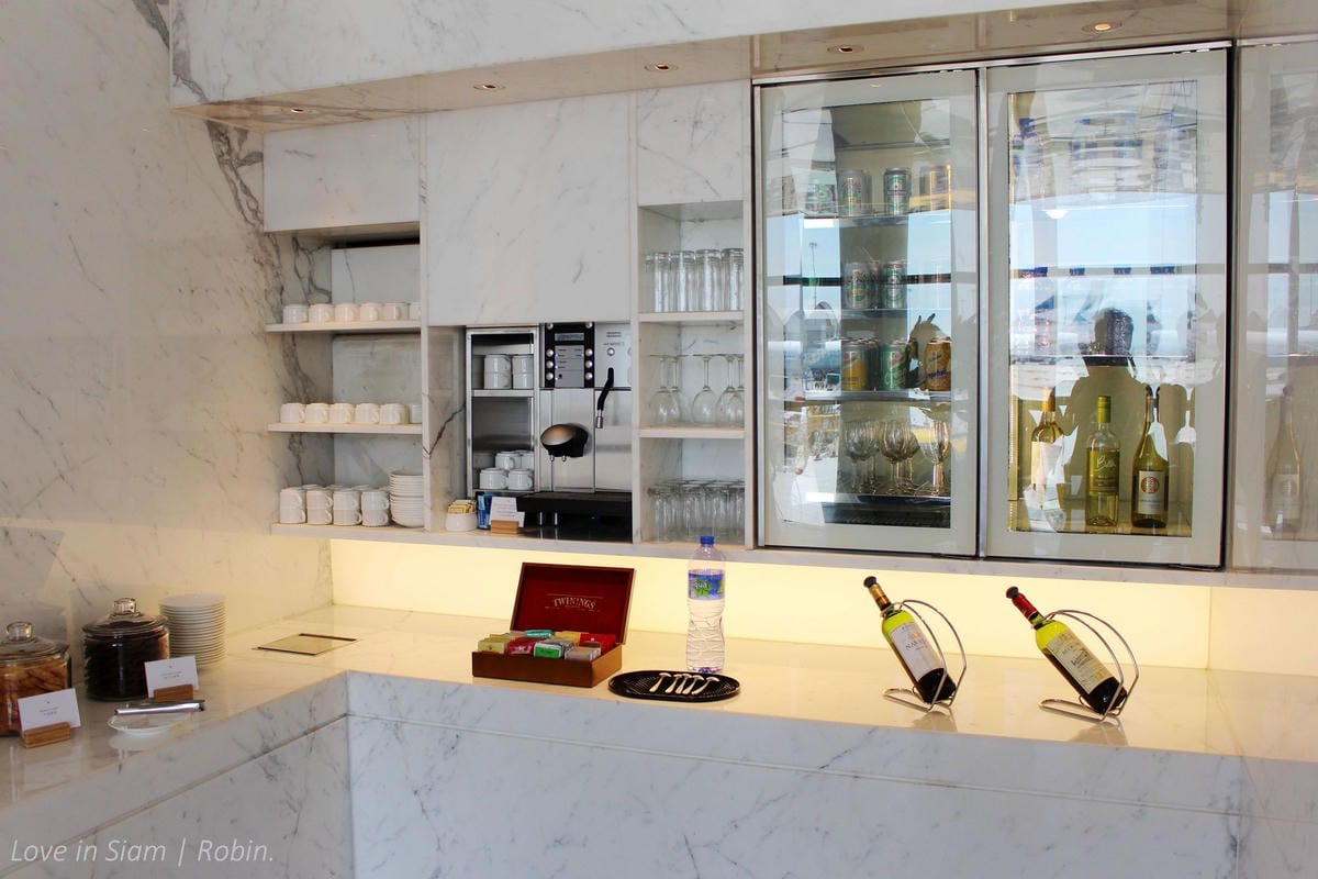 國泰航空 香港 逸連堂/寰宇堂貴賓室 – 滿足餐飲、盥洗、休憩等差旅需求(附位置及使用資格資訊) - 第14張圖 國泰航空 香港 逸連堂/寰宇堂貴賓室 – 滿足餐飲、盥洗、休憩等差旅需求(附位置及使用資格資訊)