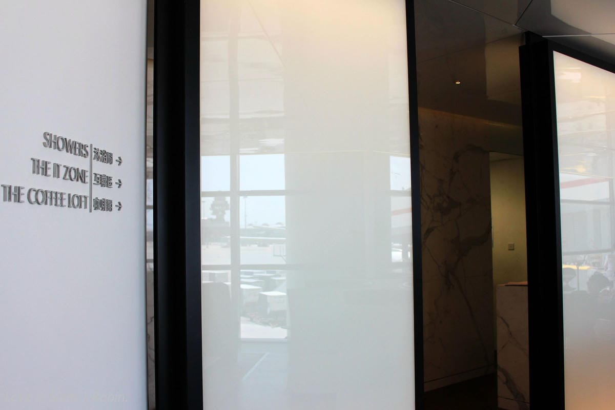 國泰航空 香港 逸連堂/寰宇堂貴賓室 – 滿足餐飲、盥洗、休憩等差旅需求(附位置及使用資格資訊) - 第9張圖 國泰航空 香港 逸連堂/寰宇堂貴賓室 – 滿足餐飲、盥洗、休憩等差旅需求(附位置及使用資格資訊)