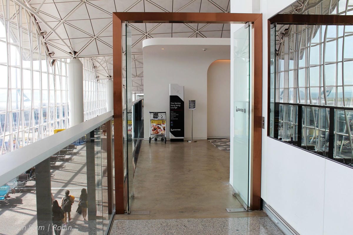 澳洲航空香港貴賓室 – 旗艦級水準,特色餐飲、寬敞環境、親切服務,寰宇一家香港商務貴賓室首選! - 第4張圖 澳洲航空香港貴賓室 – 旗艦級水準,特色餐飲、寬敞環境、親切服務,寰宇一家香港商務貴賓室首選!