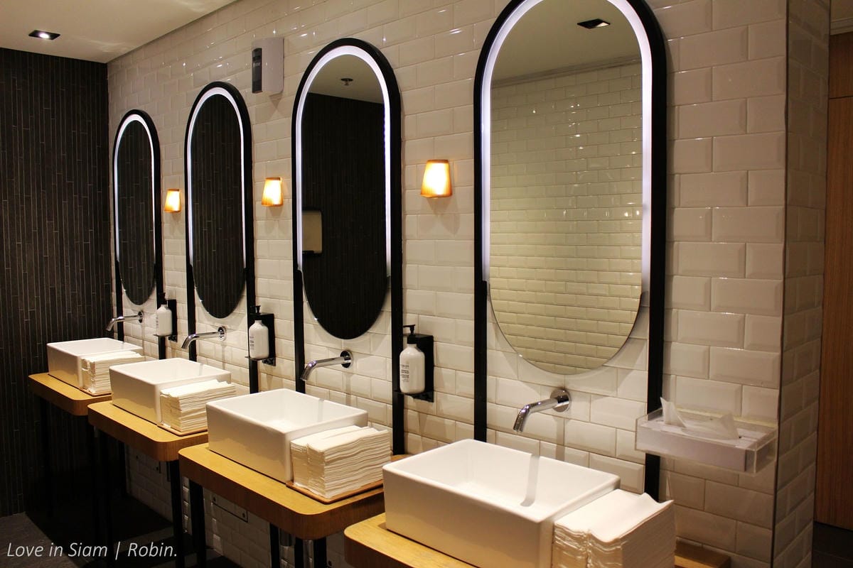 澳洲航空香港貴賓室 – 旗艦級水準,特色餐飲、寬敞環境、親切服務,寰宇一家香港商務貴賓室首選! - 第39張圖 澳洲航空香港貴賓室 – 旗艦級水準,特色餐飲、寬敞環境、親切服務,寰宇一家香港商務貴賓室首選!