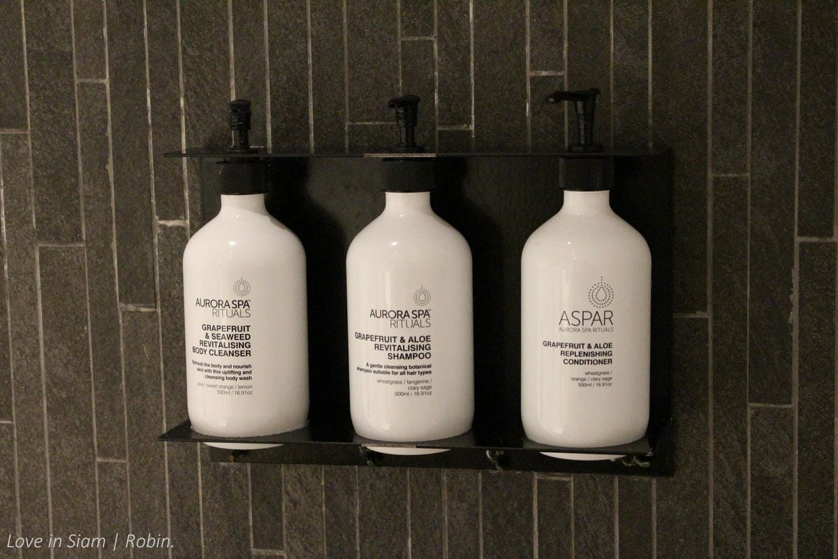 澳洲航空香港貴賓室 – 旗艦級水準,特色餐飲、寬敞環境、親切服務,寰宇一家香港商務貴賓室首選! - 第37張圖 澳洲航空香港貴賓室 – 旗艦級水準,特色餐飲、寬敞環境、親切服務,寰宇一家香港商務貴賓室首選!