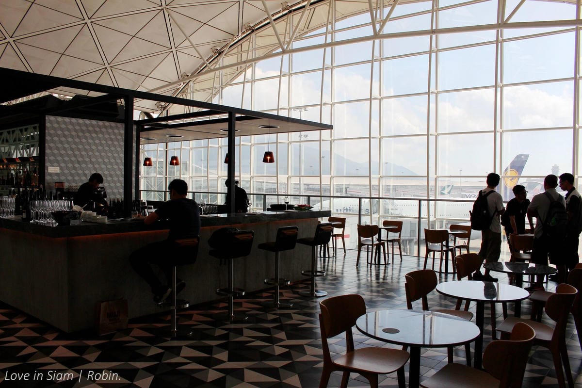 澳洲航空香港貴賓室 – 旗艦級水準,特色餐飲、寬敞環境、親切服務,寰宇一家香港商務貴賓室首選! - 第13張圖 澳洲航空香港貴賓室 – 旗艦級水準,特色餐飲、寬敞環境、親切服務,寰宇一家香港商務貴賓室首選!