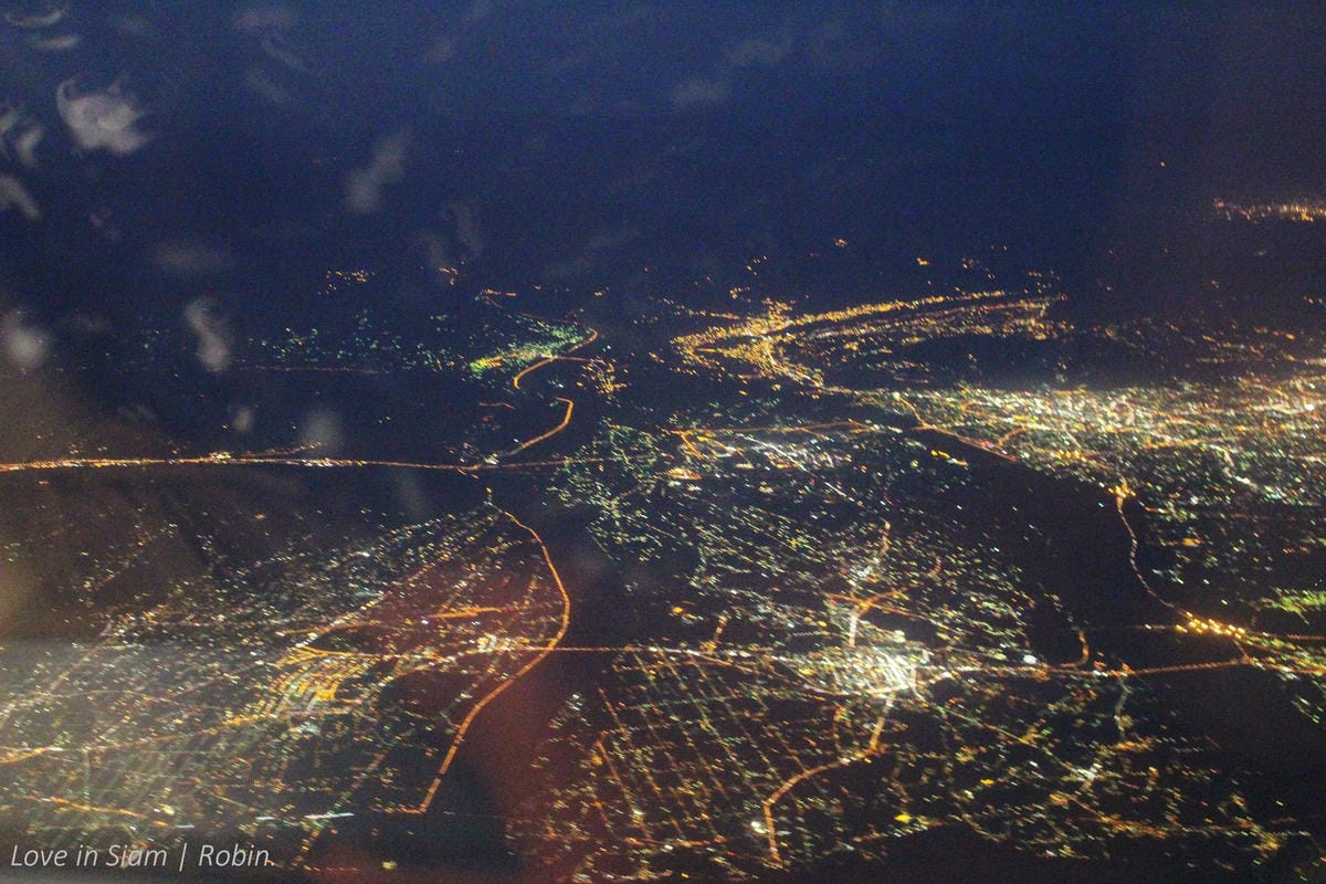 2016.05.31 港龍航空 KA482 香港-台北 A330商務艙飛行記錄-港龍初體驗,詳盡服務、餐點介紹! - 第65張圖 2016.05.31 港龍航空 KA482 香港-台北 A330商務艙飛行記錄-港龍初體驗,詳盡服務、餐點介紹!