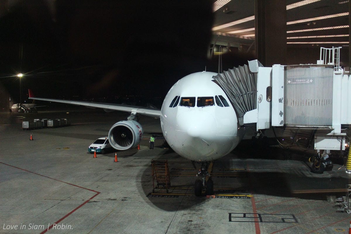 2016.05.31 港龍航空 KA482 香港-台北 A330商務艙飛行記錄-港龍初體驗,詳盡服務、餐點介紹! - 第76張圖 2016.05.31 港龍航空 KA482 香港-台北 A330商務艙飛行記錄-港龍初體驗,詳盡服務、餐點介紹!