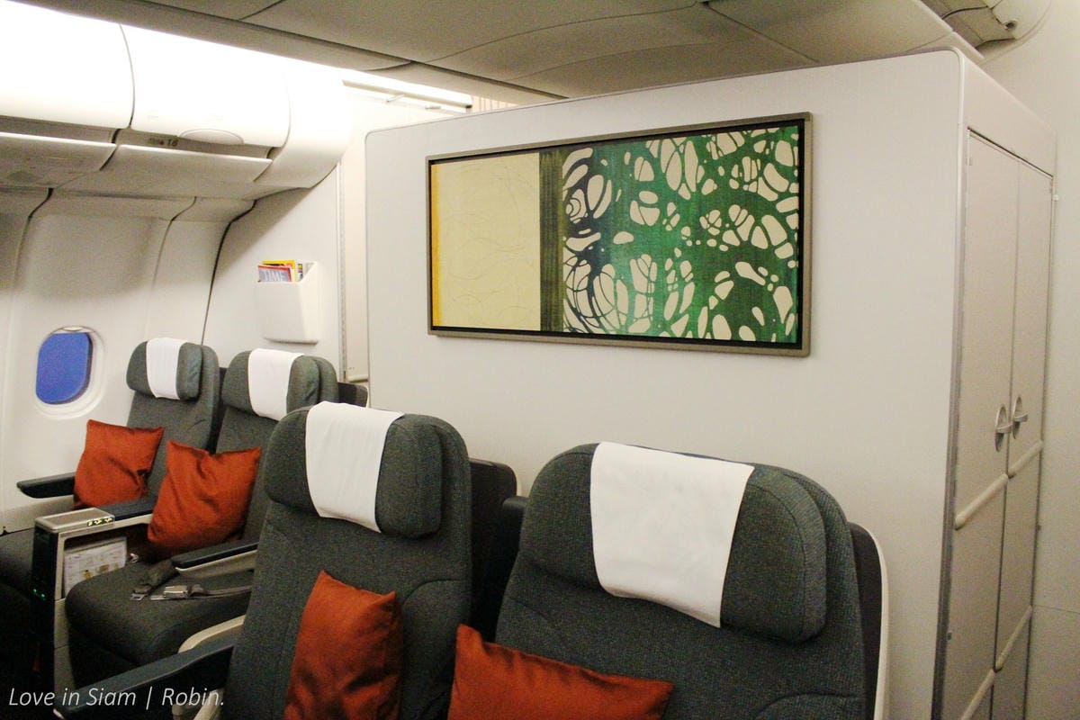 2016.05.31 港龍航空 KA482 香港-台北 A330商務艙飛行記錄-港龍初體驗,詳盡服務、餐點介紹! - 第55張圖 2016.05.31 港龍航空 KA482 香港-台北 A330商務艙飛行記錄-港龍初體驗,詳盡服務、餐點介紹!