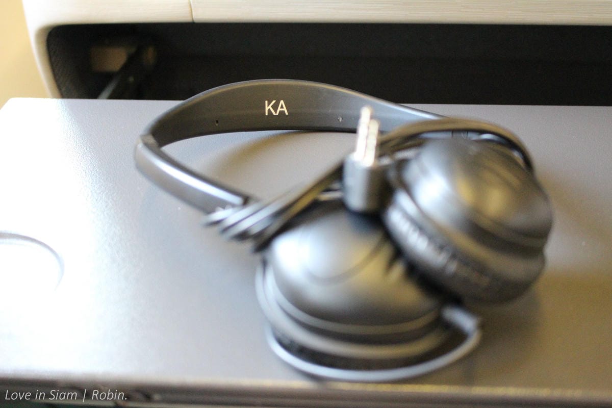 2016.05.31 港龍航空 KA482 香港-台北 A330商務艙飛行記錄-港龍初體驗,詳盡服務、餐點介紹! - 第22張圖 2016.05.31 港龍航空 KA482 香港-台北 A330商務艙飛行記錄-港龍初體驗,詳盡服務、餐點介紹!