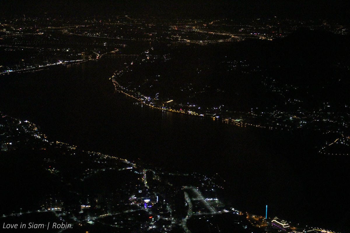 2016.05.31 港龍航空 KA482 香港-台北 A330商務艙飛行記錄-港龍初體驗,詳盡服務、餐點介紹! - 第70張圖 2016.05.31 港龍航空 KA482 香港-台北 A330商務艙飛行記錄-港龍初體驗,詳盡服務、餐點介紹!