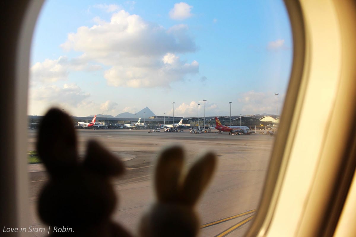 2016.05.31 港龍航空 KA482 香港-台北 A330商務艙飛行記錄-港龍初體驗,詳盡服務、餐點介紹! - 第33張圖 2016.05.31 港龍航空 KA482 香港-台北 A330商務艙飛行記錄-港龍初體驗,詳盡服務、餐點介紹!