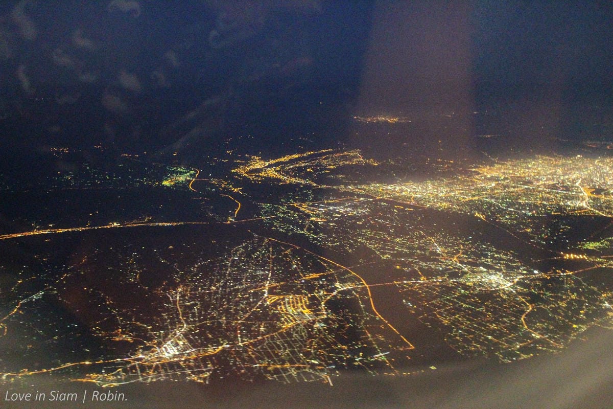 2016.05.31 港龍航空 KA482 香港-台北 A330商務艙飛行記錄-港龍初體驗,詳盡服務、餐點介紹! - 第66張圖 2016.05.31 港龍航空 KA482 香港-台北 A330商務艙飛行記錄-港龍初體驗,詳盡服務、餐點介紹!