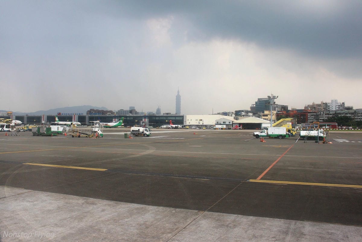 2016.06.23 立榮航空 B7-8786 馬祖北竿-台北松山 飛行記錄 -詳細圖文紀實 - 第65張圖 2016.06.23 立榮航空 B7-8786 馬祖北竿-台北松山 飛行記錄 -詳細圖文紀實