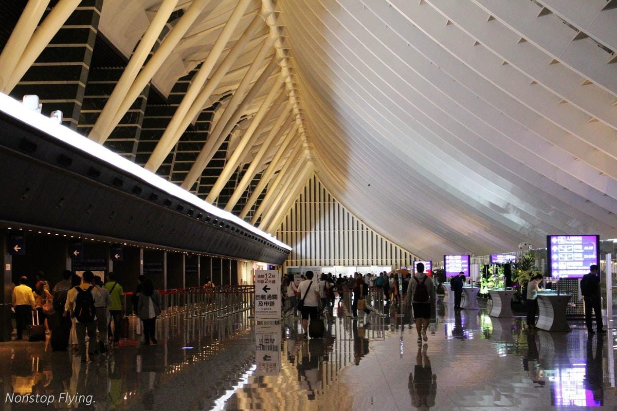 【泰國上網推薦】1to10 WiFi機 使用心得分享-機場取機還機超方便、價格合理、適合三兩旅伴共用、免拆換sim卡困擾!