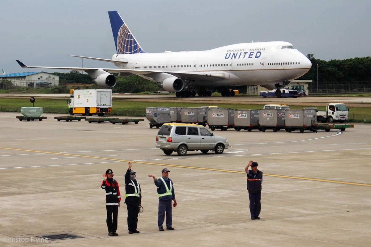 2017.04.13 日本航空JL814 桃園-關西 737飛行記錄-全機個人娛樂系統、精緻餐點、親切日式服務、大額度託運行李 - 第25張圖 2017.04.13 日本航空JL814 桃園-關西 737飛行記錄-全機個人娛樂系統、精緻餐點、親切日式服務、大額度託運行李
