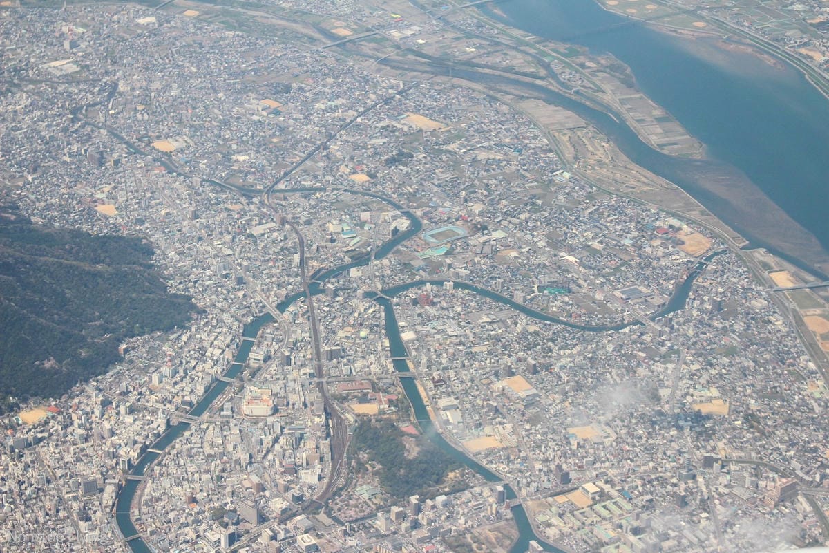 2017.04.13 日本航空JL814 桃園-關西 737飛行記錄-全機個人娛樂系統、精緻餐點、親切日式服務、大額度託運行李 - 第44張圖 2017.04.13 日本航空JL814 桃園-關西 737飛行記錄-全機個人娛樂系統、精緻餐點、親切日式服務、大額度託運行李