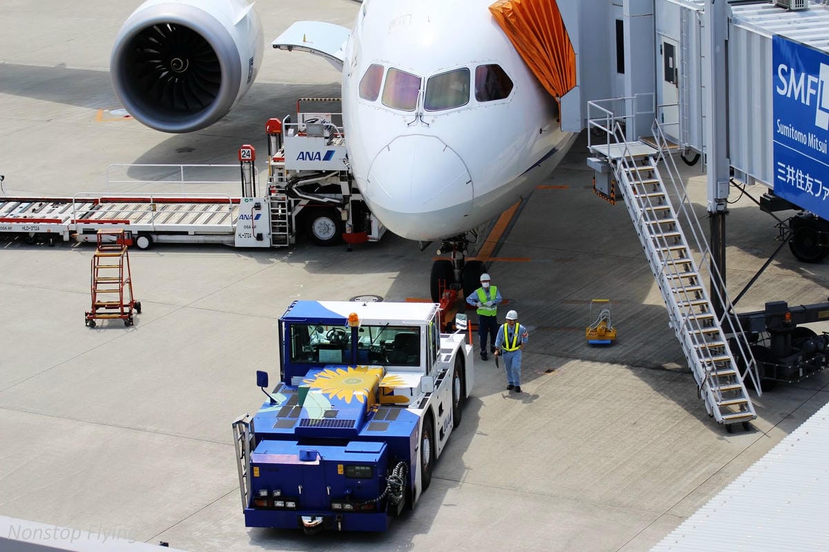 【日本大阪】伊丹機場拍飛機-美輪美奐空中花園觀景台、多樣化機型一次滿足! - 第49張圖 【日本大阪】伊丹機場拍飛機-美輪美奐空中花園觀景台、多樣化機型一次滿足!