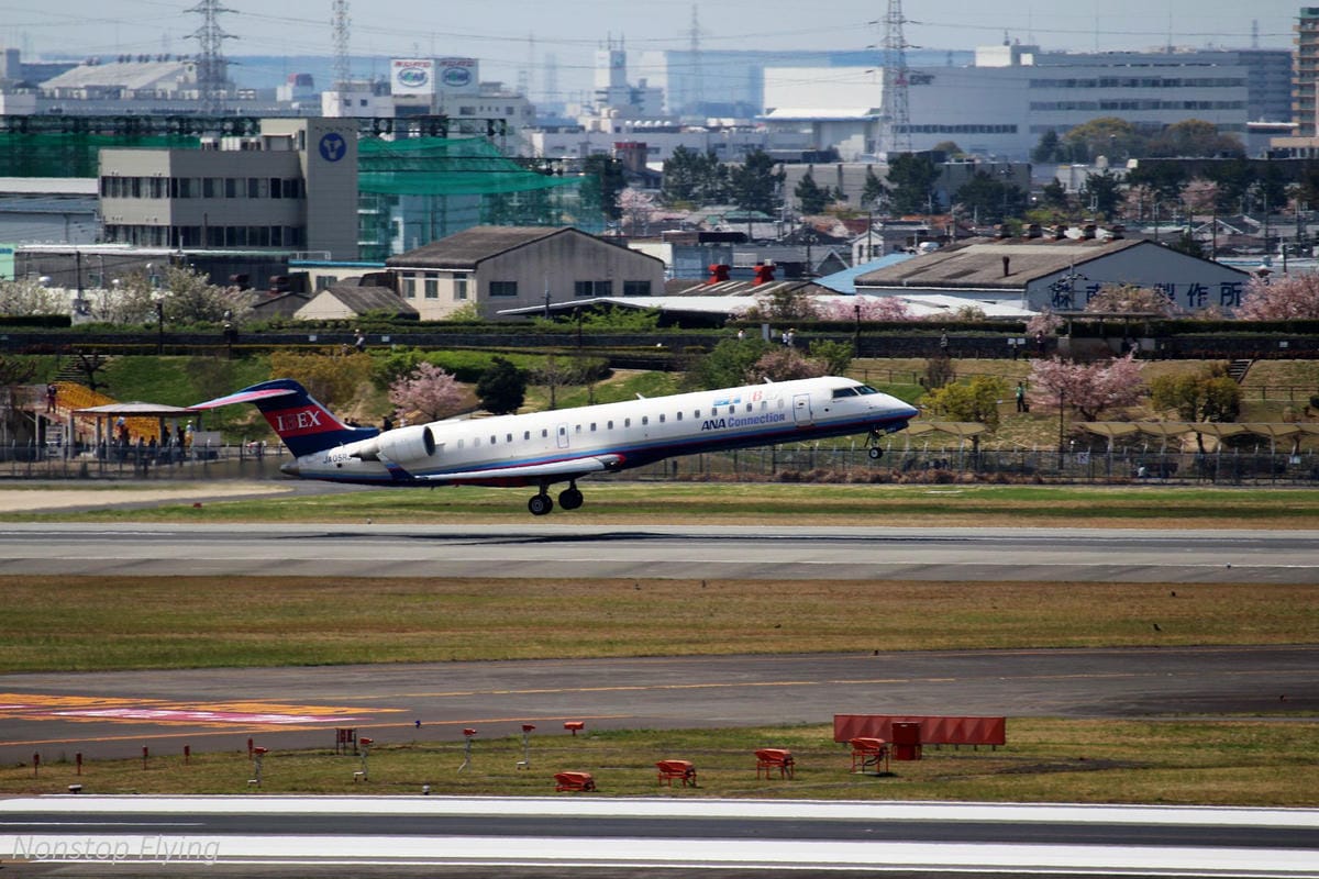 【日本大阪】伊丹機場拍飛機-美輪美奐空中花園觀景台、多樣化機型一次滿足! - 第34張圖 【日本大阪】伊丹機場拍飛機-美輪美奐空中花園觀景台、多樣化機型一次滿足!