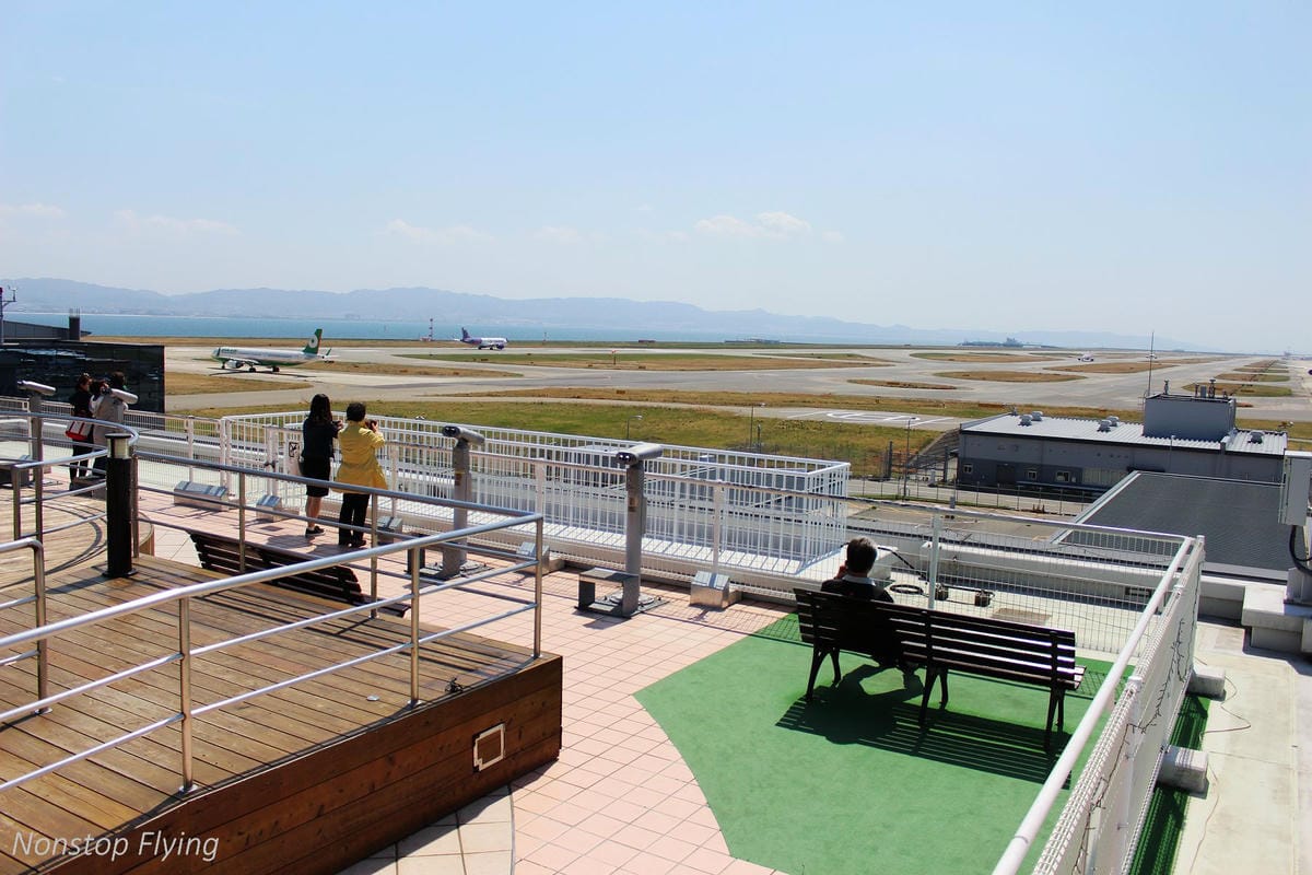 【日本大阪】關西機場Sky View觀景台拍飛機 -乘航廈免費接駁車即達!戶外賞機平台、多樣航空商品。 - 第10張圖 【日本大阪】關西機場Sky View觀景台拍飛機 -乘航廈免費接駁車即達!戶外賞機平台、多樣航空商品。