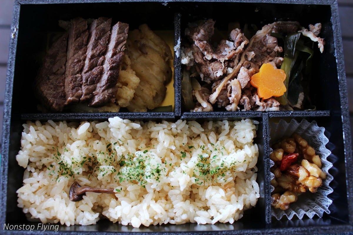 【日本大阪】伊丹機場拍飛機-美輪美奐空中花園觀景台、多樣化機型一次滿足! - 第59張圖 【日本大阪】伊丹機場拍飛機-美輪美奐空中花園觀景台、多樣化機型一次滿足!