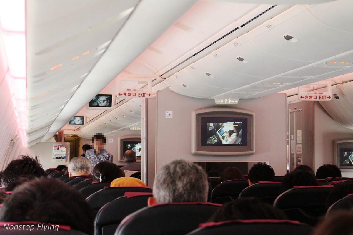 2017.04.16 日本航空JL118 伊丹-羽田 飛行記錄-767新SKY NEXT客艙,新穎舒適、免費機上Wi-Fi,親切熱情服務! - 第32張圖 2017.04.16 日本航空JL118 伊丹-羽田 飛行記錄-767新SKY NEXT客艙,新穎舒適、免費機上Wi-Fi,親切熱情服務!
