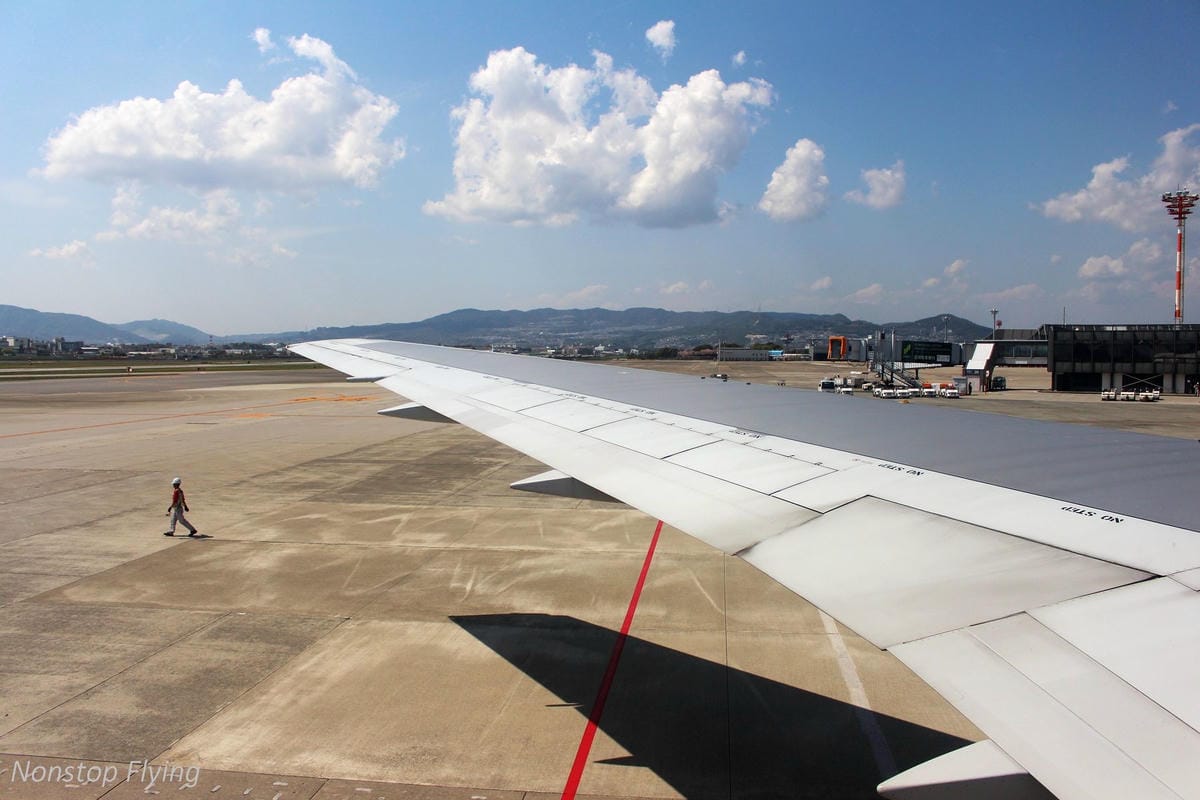 2017.04.16 日本航空JL118 伊丹-羽田 飛行記錄-767新SKY NEXT客艙,新穎舒適、免費機上Wi-Fi,親切熱情服務! - 第36張圖 2017.04.16 日本航空JL118 伊丹-羽田 飛行記錄-767新SKY NEXT客艙,新穎舒適、免費機上Wi-Fi,親切熱情服務!