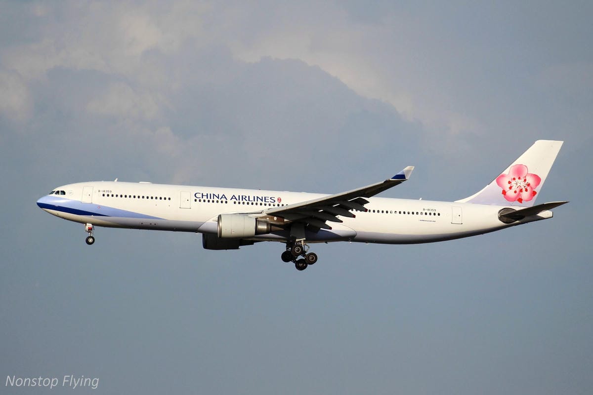 【日本東京】成田機場T2觀景台拍飛機 -2017.4.19 - 第61張圖 【日本東京】成田機場T2觀景台拍飛機 -2017.4.19