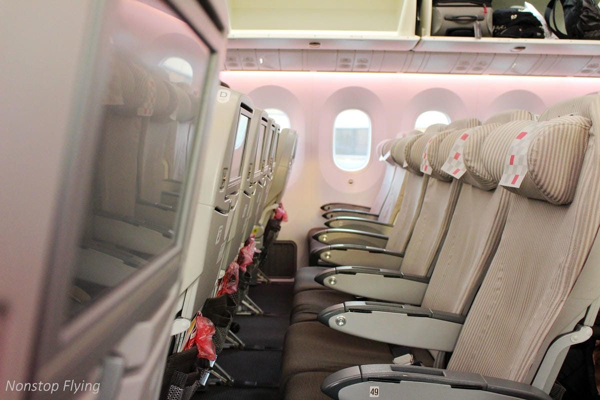 2017.04.19 日本航空JL809 成田-桃園 787飛行記錄:2-4-2獨家配置,北海道主題餐點,組員熱情服務! - 第23張圖 2017.04.19 日本航空JL809 成田-桃園 787飛行記錄:2-4-2獨家配置,北海道主題餐點,組員熱情服務!