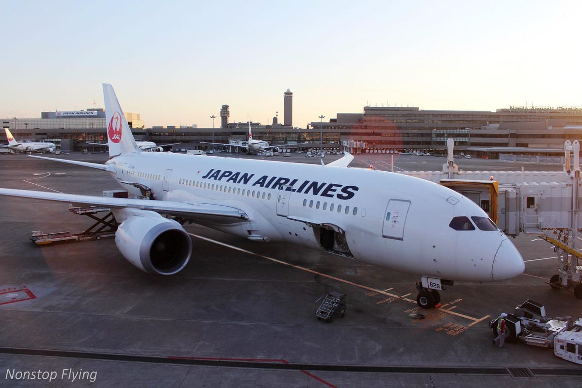 2017.04.19 日本航空JL809 成田-桃園 787飛行記錄:2-4-2獨家配置,北海道主題餐點,組員熱情服務! - 第14張圖 2017.04.19 日本航空JL809 成田-桃園 787飛行記錄:2-4-2獨家配置,北海道主題餐點,組員熱情服務!